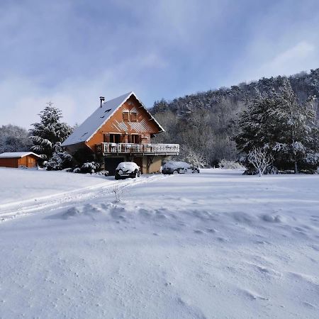 Chalet Entre Lac Et Volcan Мурол Екстериор снимка