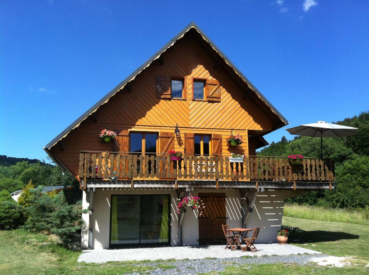 Chalet Entre Lac Et Volcan Мурол Екстериор снимка